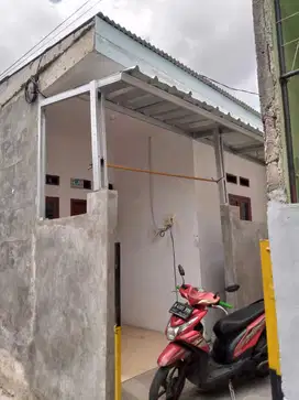 Jual rumah kampung lokasi gondrong cipondoh tangerang