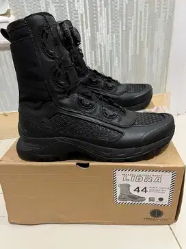 PDL BOOTS LIBRA SIZE 44