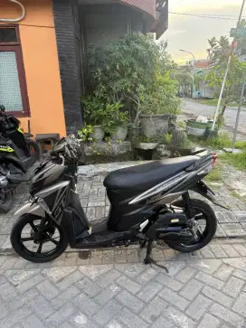Jual Motor Mio Soul GT 125 Warna Abu-abu