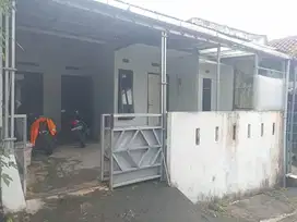 Rumah dijuwal di Jl. Sumbawa, Gedang Asri, Gedanganak, Ungaran Timur