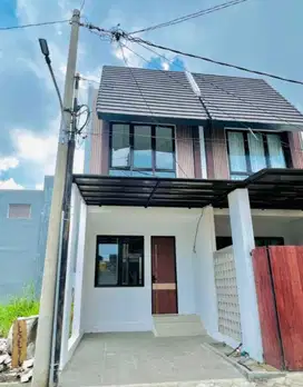 Rumah 2lantai Gunung Anyar Surabaya Timur Di Royal Paka Residence