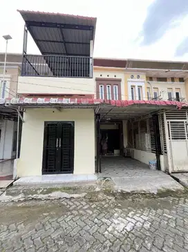 Rumah 2 lantai ready bisa untuk rumah kost daerah ringroad medan