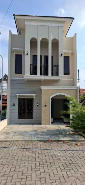 RUMAH CANTIK DEKAT POLSEK PEDURUNGAN