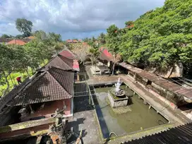 DIJUAL TANAH DAN BANGUNAN SHM 2600 m2 PINGGIR JALAN DI PUSAT UBUD