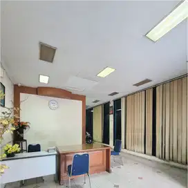 disewa ruko 3 lantai hook mainroad karapitan cikawao lengkong