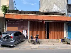 Ruko Gandeng Disewakan Dijalan Cengkeh Lokasi Sangat Strategis