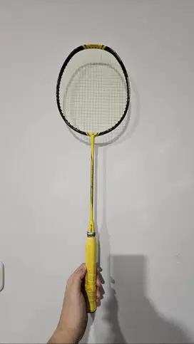 Raket Badminton Yonex Nanoflare 1000 Z JP - 4UG5 (Kondisi 100%)