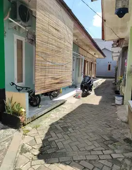 Dijual Rumah Kontrakan 5 Pintu 3 Petak di Serpong By Rumah Chinida
