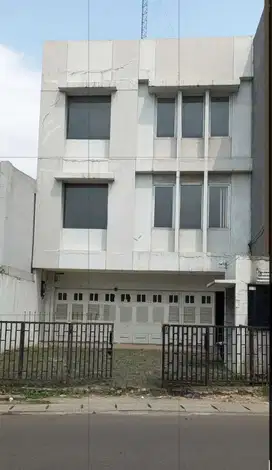 Ruko 4 Lantai di Tegal Rotan Bintaro Tangerang Selatan