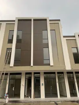 Dijual Ruko 3 lantai Strategis Verona Junction Gading Serpong