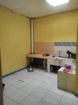 Dijual Rumah Siap Huni Lokasi Strategis di Pinang Indah Kunciran