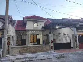 Dikontrakkan Rumah Permata Safira Regency Lidah Kulon Surabaya