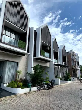 Dijual rumah Baru 500 mtr ke LRT harjamukti