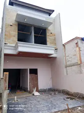 Rumah Cijantung,Strategis bebas banjir