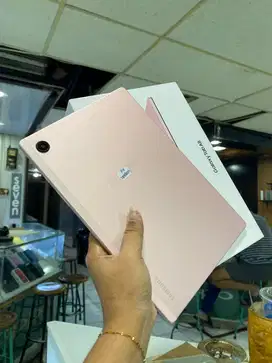 samsung a8 4/128 wifi cell secen mlus