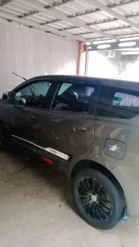 Datsun go+panca 3baris