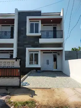Rumah Baru 2 Lantai Cibiru Hilir 600 jutaan bisa KPR  DP 10 %