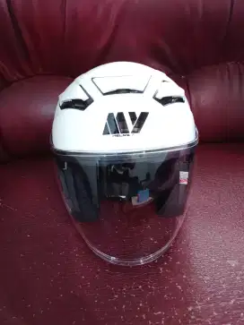 Helm kondisi msh bru