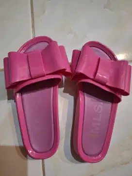 Jual santai Sendal baru Melissa belum pernah pakai