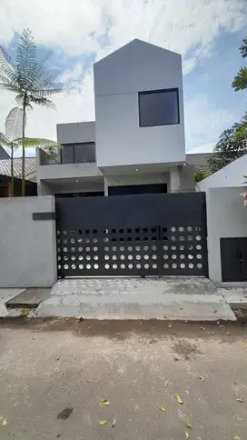 RUMAH BARU SIAP HUNI DI CISARANTEN ARCAMANIK BANDUNG