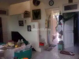 Rumah di Vila Dago Pamulang Luas 220m
