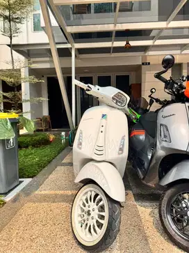 Vespa Sprint JB 400 Km (Justin Bieber)