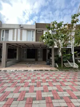 RUMAH MEWAH 2 LANTAI ISTIMEWA DALAM PERUMAHAN VANASA RESIDENCE CONCAT