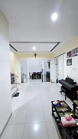 MURAH BANGET FULL FURNISH TERAWAT SIAP HUNI RUMAH MULYOSARI UTARA