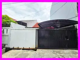 dhyana Rumah Lokasi Strategis Tengah Kota di Grogol Ukuran 7x22m