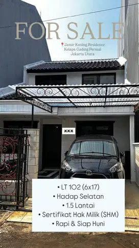 Rumah Bagus Rapi di Janur Kuning Residence, Kelapa Gading
