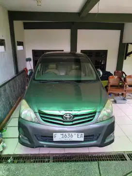 Toyota Kijang Innova 2008 Bensin