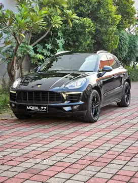 ODO 23RB ASLI PORSCHE MACAN 2.0 2015 HITAM