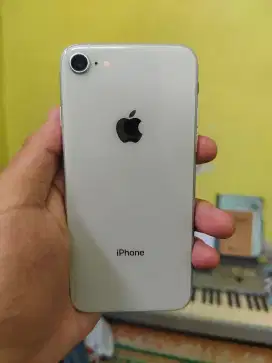 Iphone 8 64 GB ori Ibox all operator