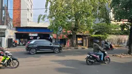 Tanah komersial di Meruya Ilir Raya