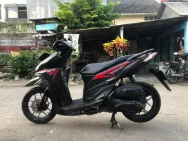 Honda vario 125 2015 plat baru