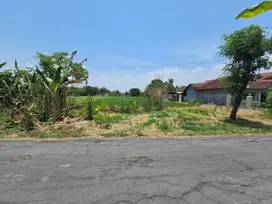 Tanah zona merah untuk industri dekat solo baru
