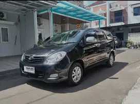 Toyota Kijang Innova 2009 Bensin