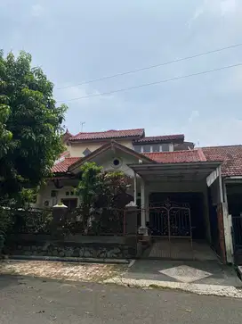 rumah 2 lantai di Limus Pratama Regency Cileungsi Bogor