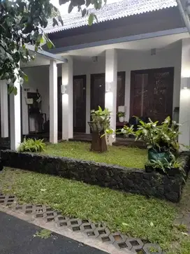 Rumah 2 Lantai  di Rempoa Siap Huni Luas 300m