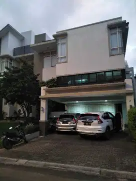 Rumah di Telaga Golf Bsd Luas 644m Bagus Dan Nyaman