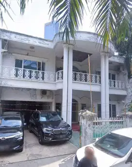 Rumah 2 Lantai di Mega Kuningan Jakarta Selatan