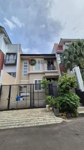 Rumah Mewah di Mitra Gading Villa Kelapa Gading Jakarta Utara