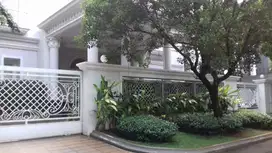 Rumah Mewah Semi Furnished 2 Lantai di Pondok Indah Jakarta Selatan
