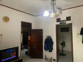 Rumah Bagus Beji, Depok, Lokasi Strategis