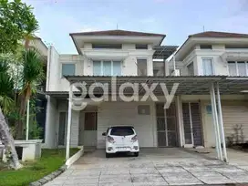 Rumah 2 Lantai Semi furnish eastcoast park Pakuwon City