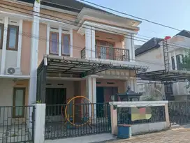 RUMAH Dalam Perumahan Jogja Maguwo, Lantai 2