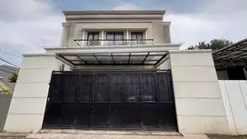 Disewakan Rumah Mewah furnished ada swimming pool di jatiasih bekasi