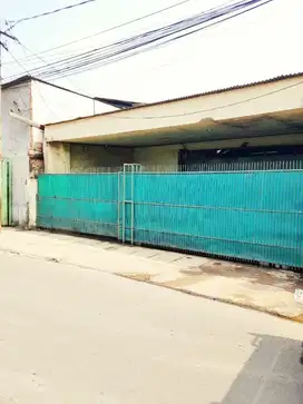 Dijual Rumah tua, di Jatinegara, Jakarta timur
