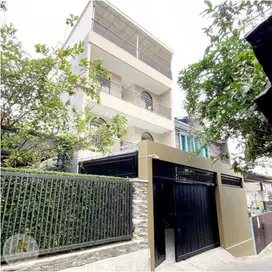 dijual kost kosan batununggal dekat kampus LPKIA kamar banyak