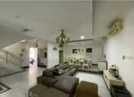 Rumah Mewah di Pulo Raya Kebayoran Baru